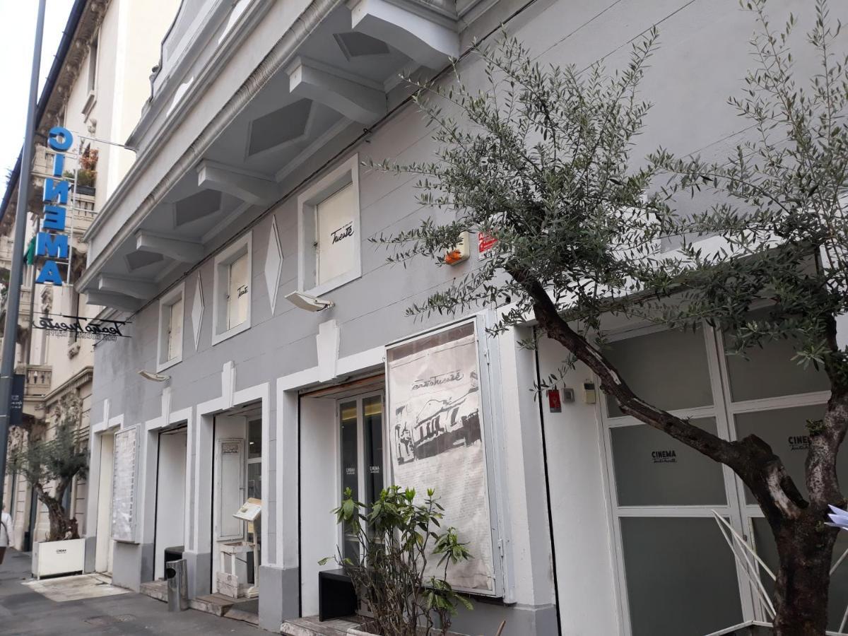 La Locanda Del Teatro Milano Exterior foto