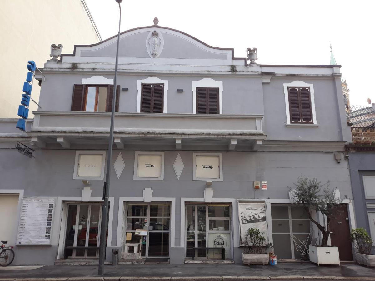 La Locanda Del Teatro Milano Exterior foto